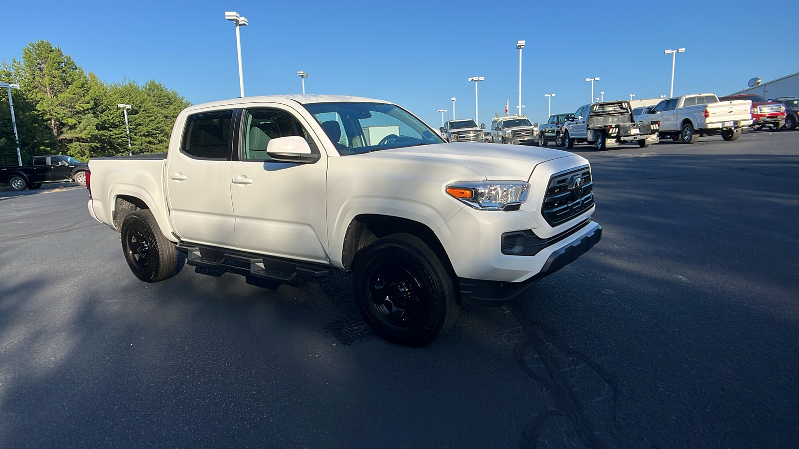 2019 Toyota Tacoma SR 25