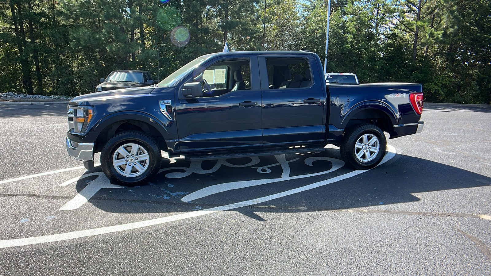 2023 Ford F-150 XLT 4