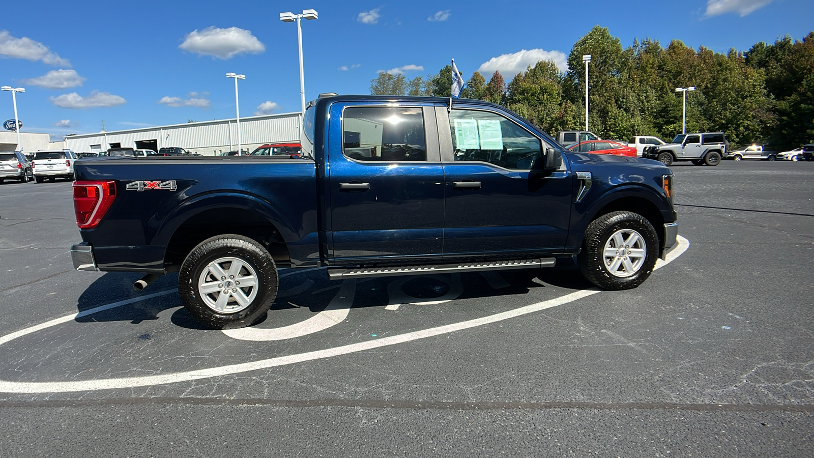 2023 Ford F-150 XLT 24