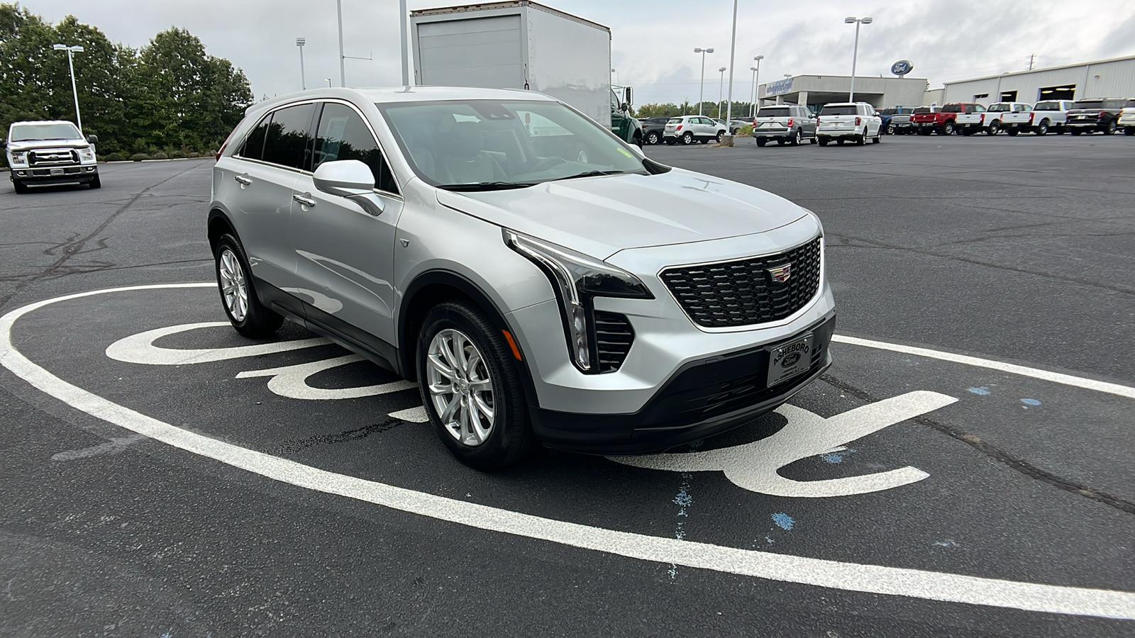 2020 Cadillac XT4 FWD Luxury 1