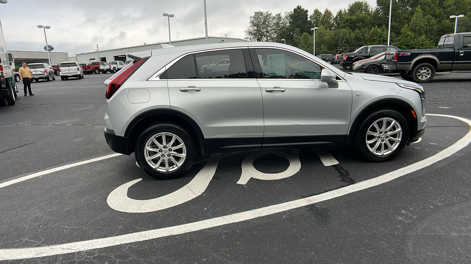 2020 Cadillac XT4 FWD Luxury 23