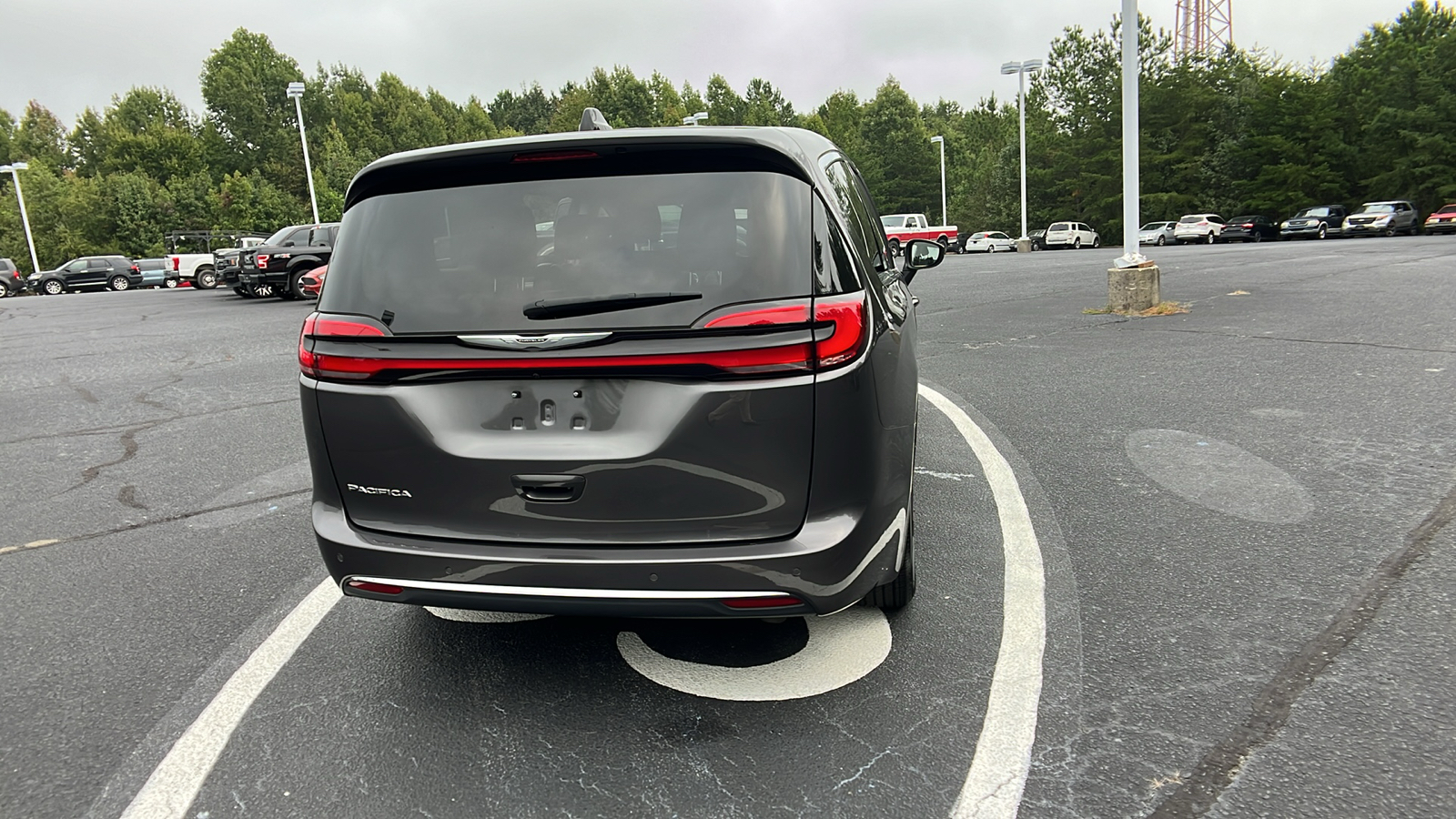 2023 Chrysler Pacifica Touring L 22