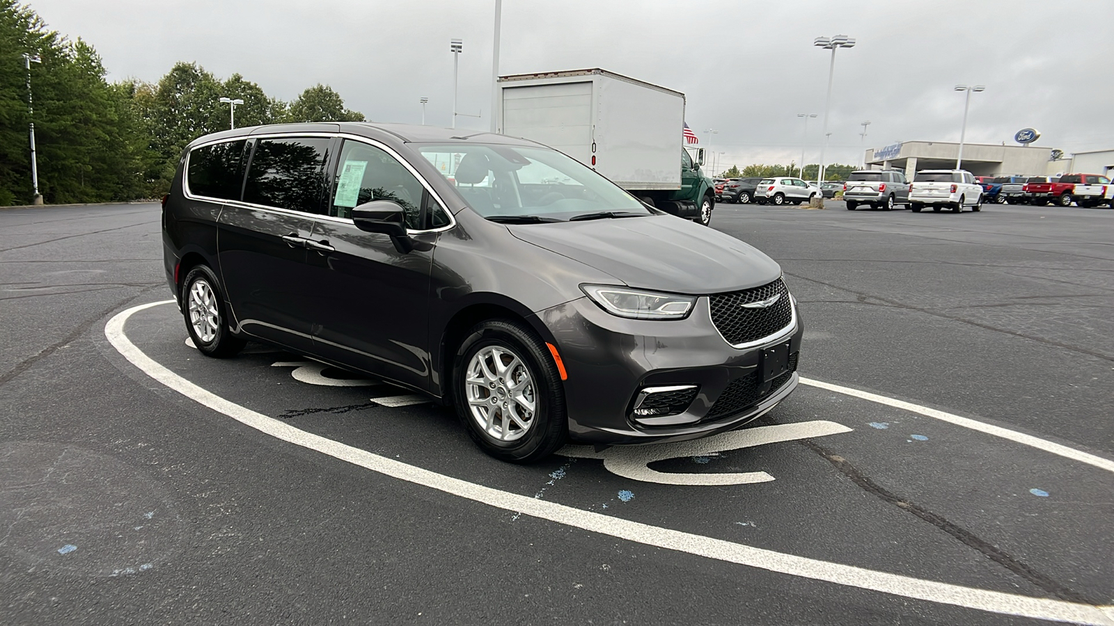 2023 Chrysler Pacifica Touring L 24