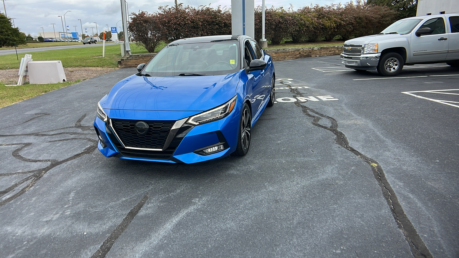 2022 Nissan Sentra SR 3