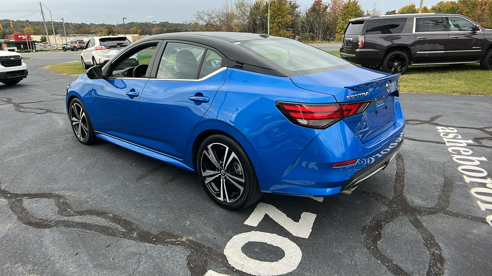 2022 Nissan Sentra SR 18