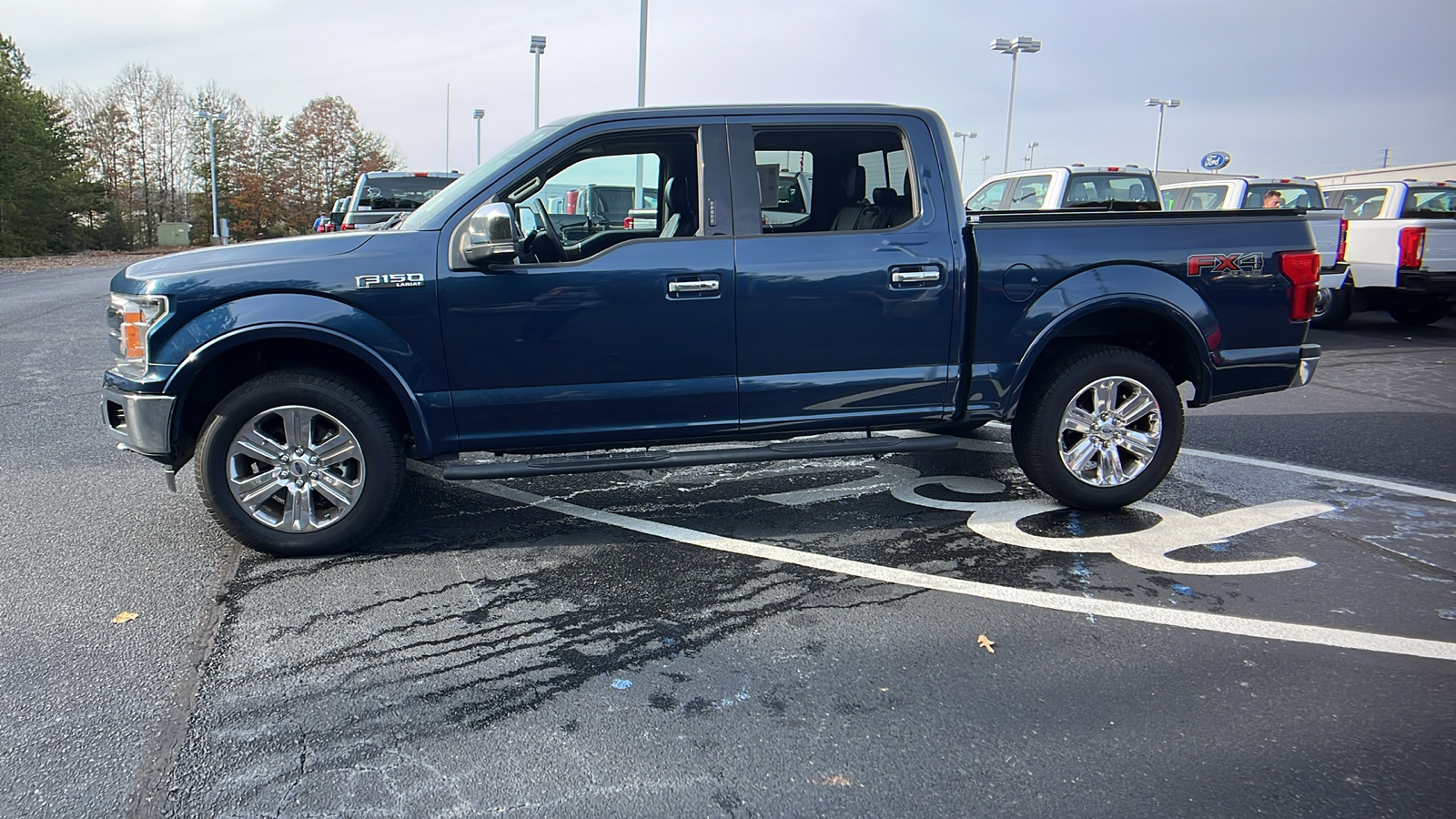 2019 Ford F-150 LARIAT 4