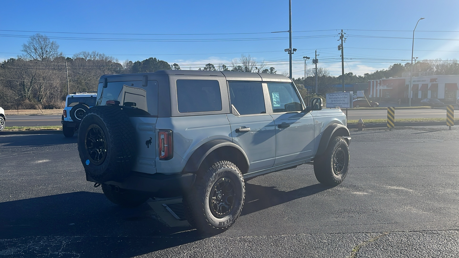 2023 Ford Bronco Outer Banks 27