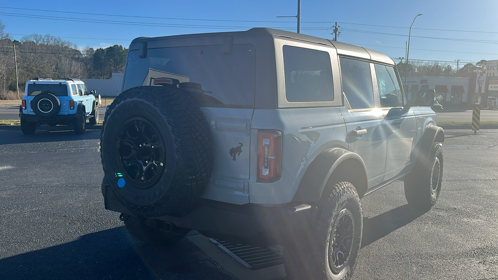 2023 Ford Bronco Outer Banks 35