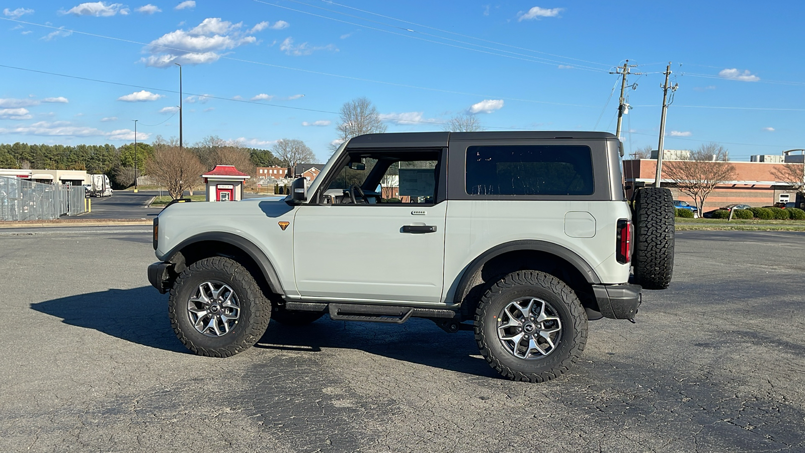 2023 Ford Bronco  7