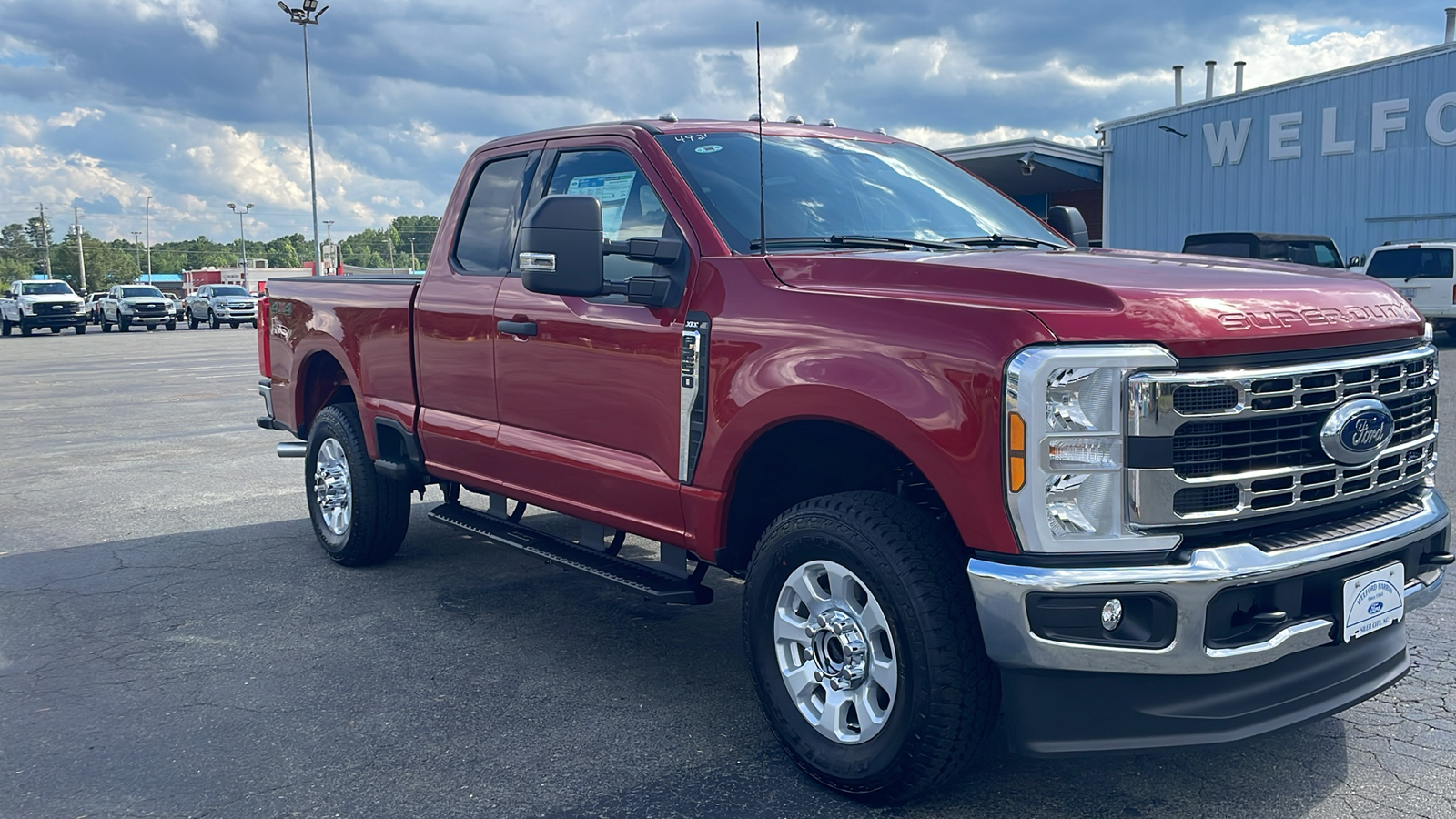 2024 Ford F-250SD XLT 2