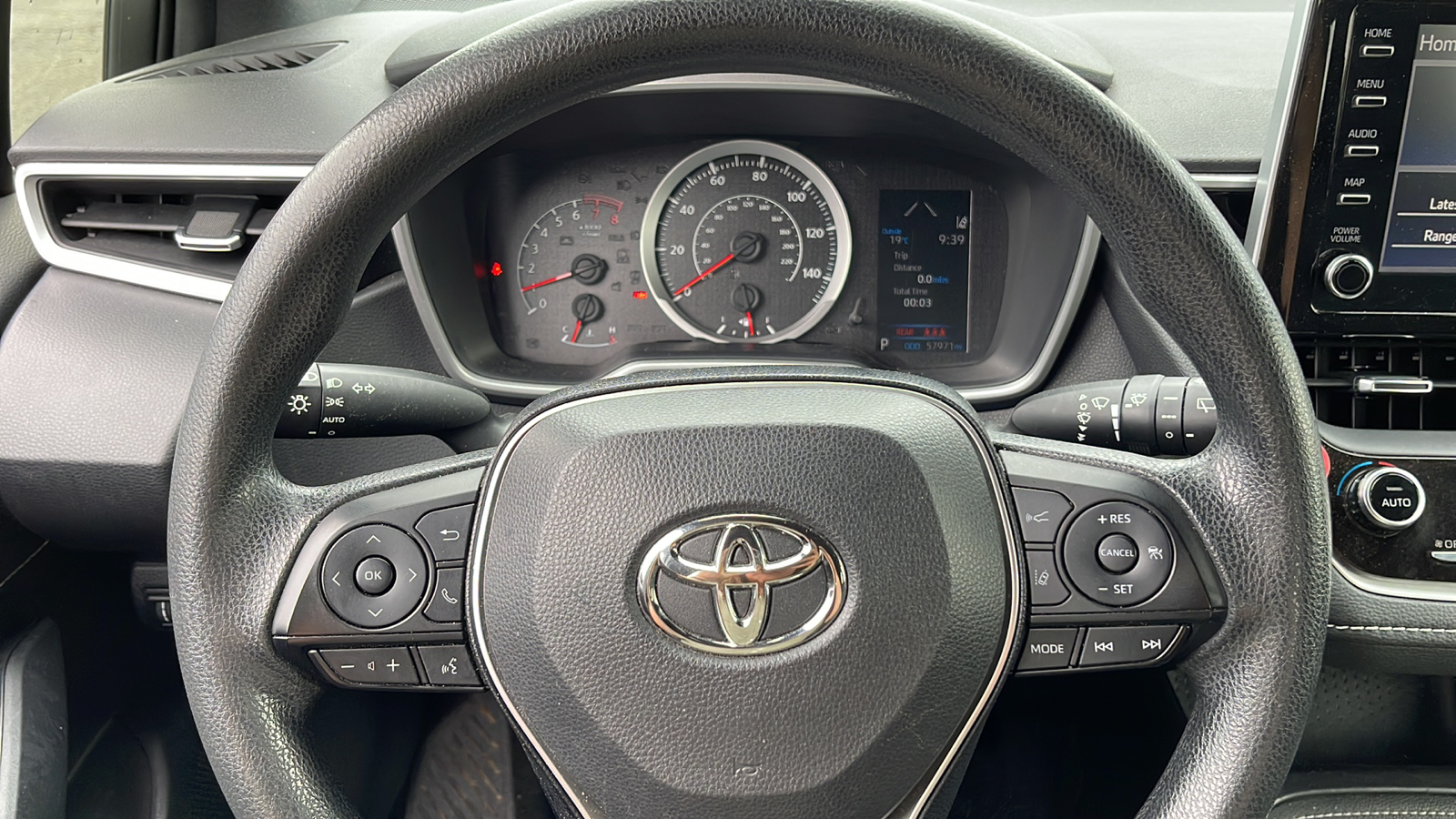 2019 Toyota Corolla Hatchback  15