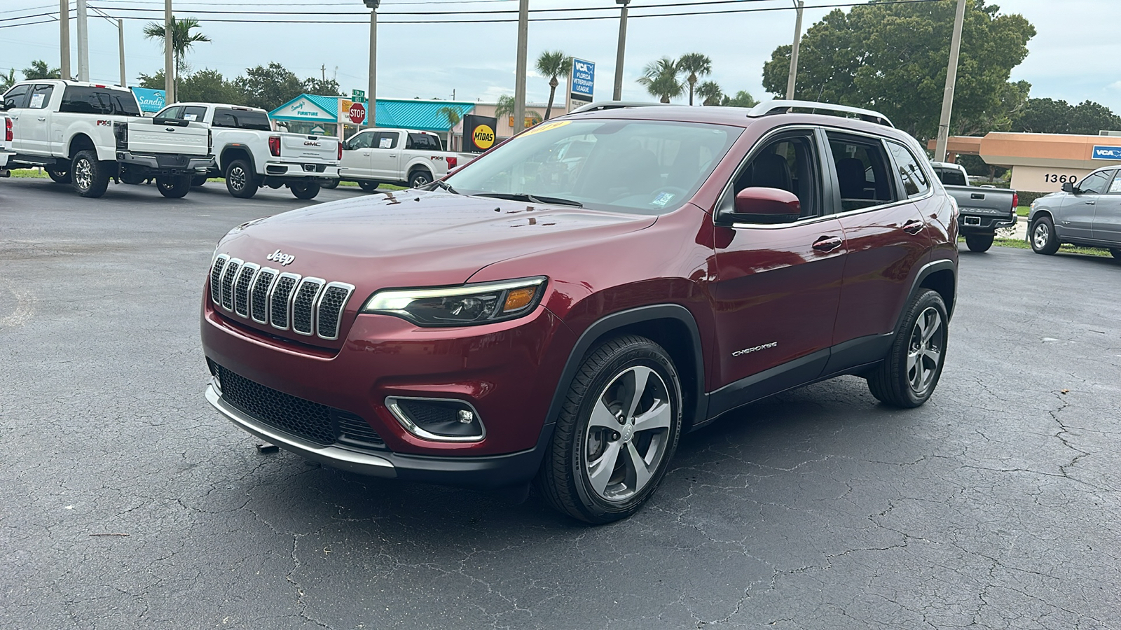 2019 Jeep Cherokee Limited 3