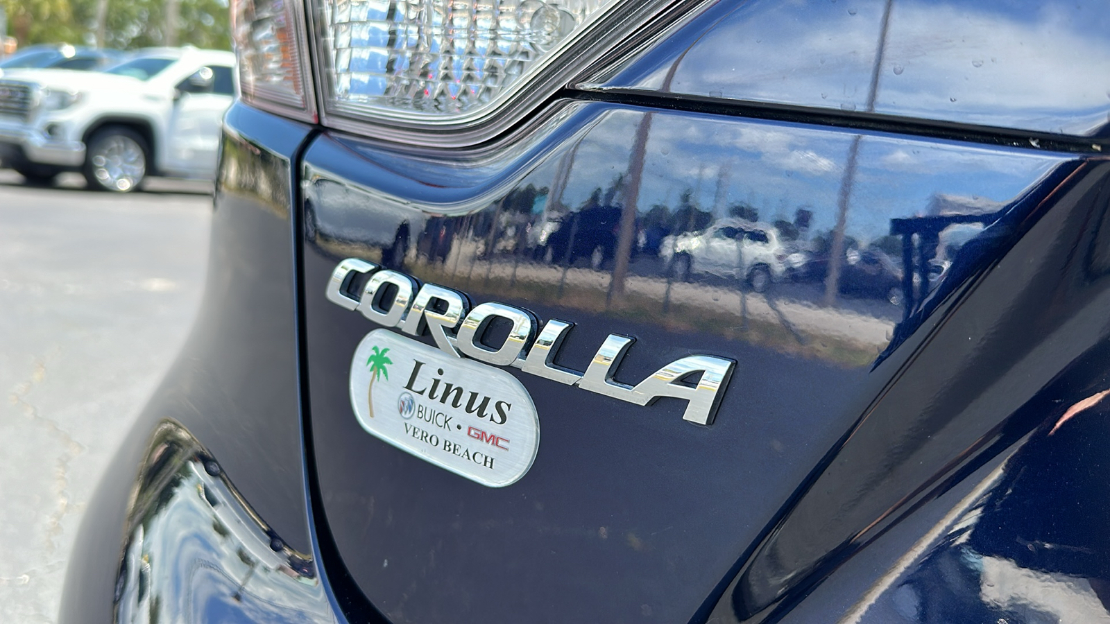 2020 Toyota Corolla LE 9