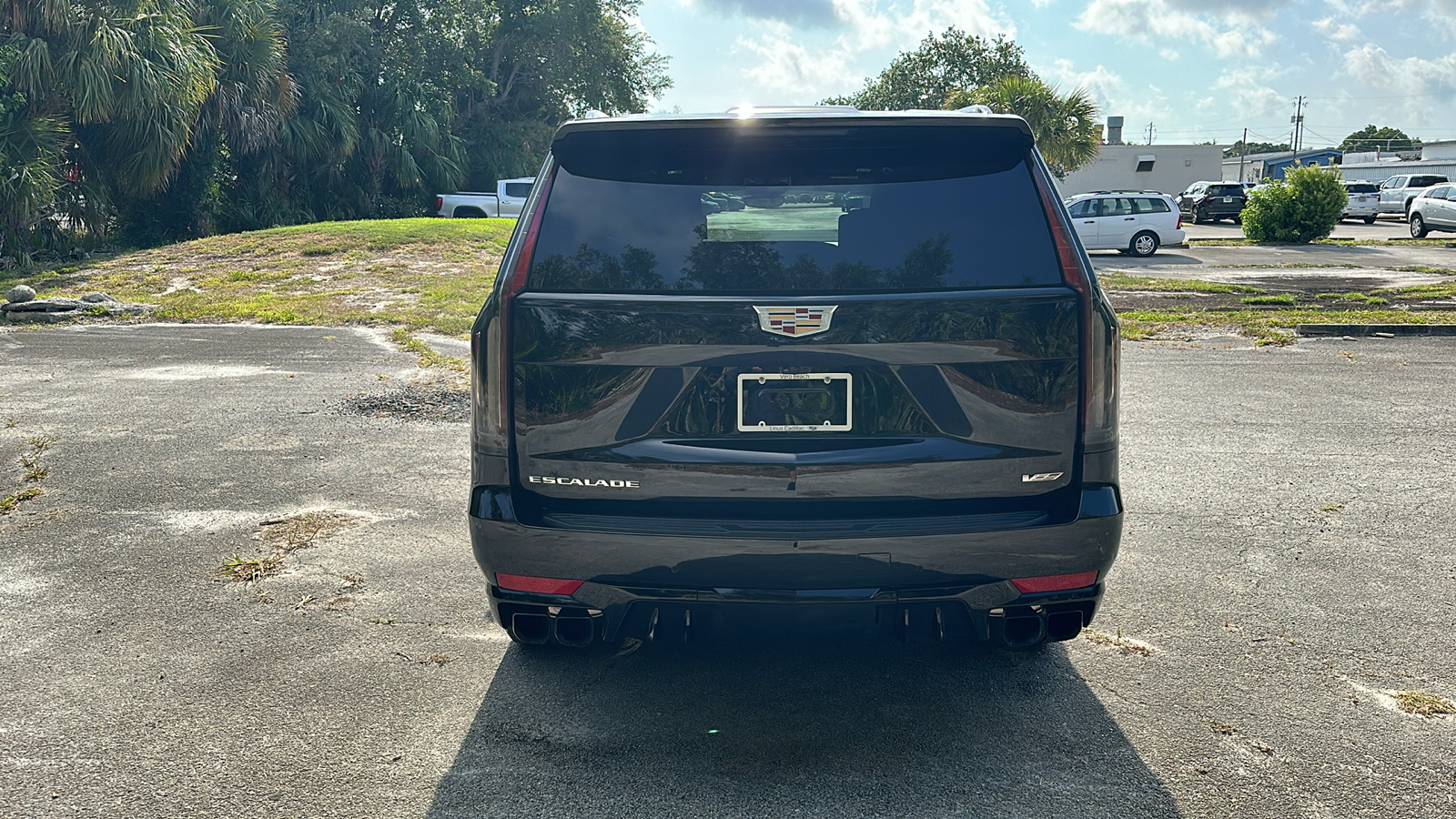 2023 Cadillac Escalade V-Series 6