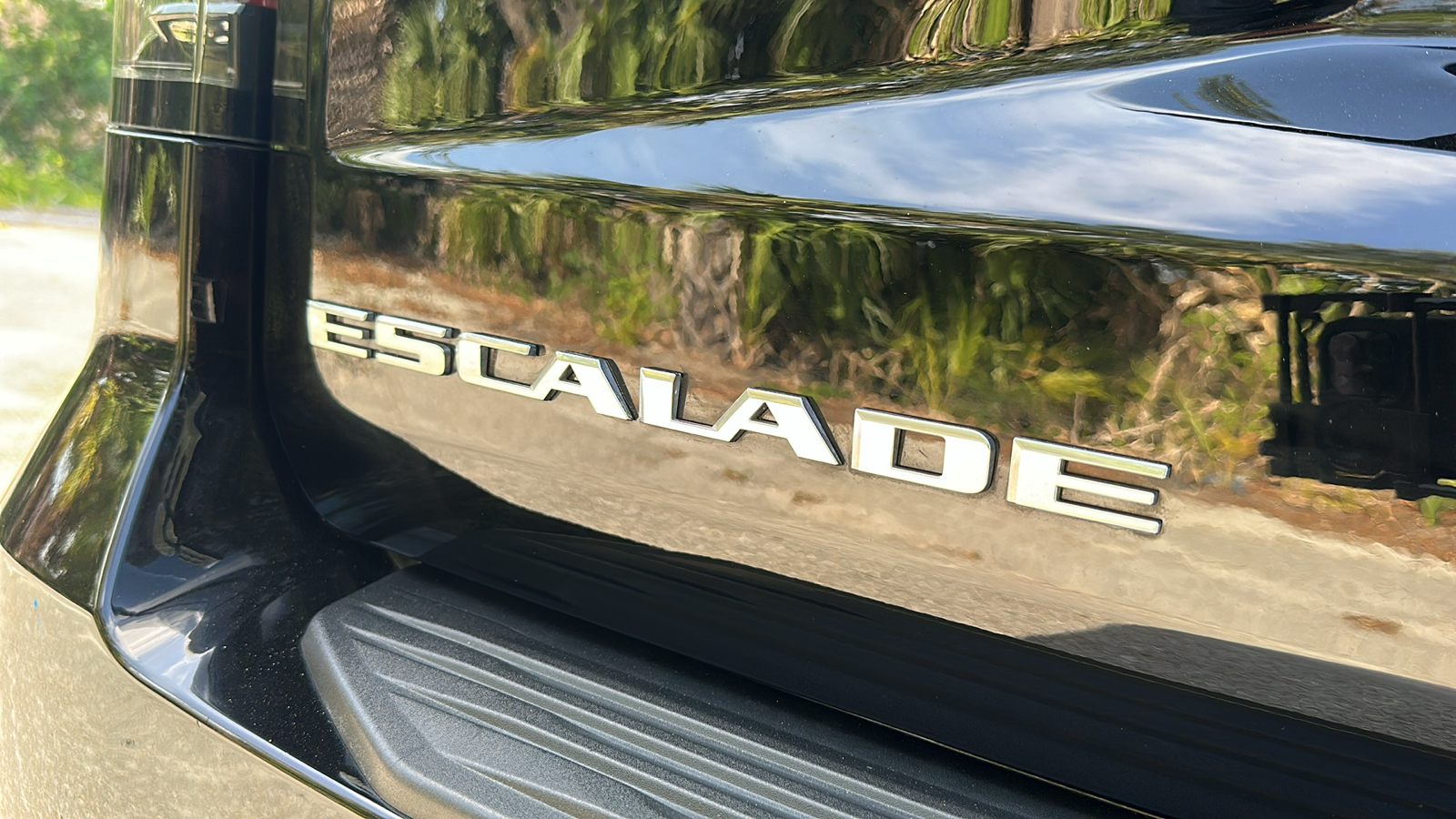 2023 Cadillac Escalade V-Series 9