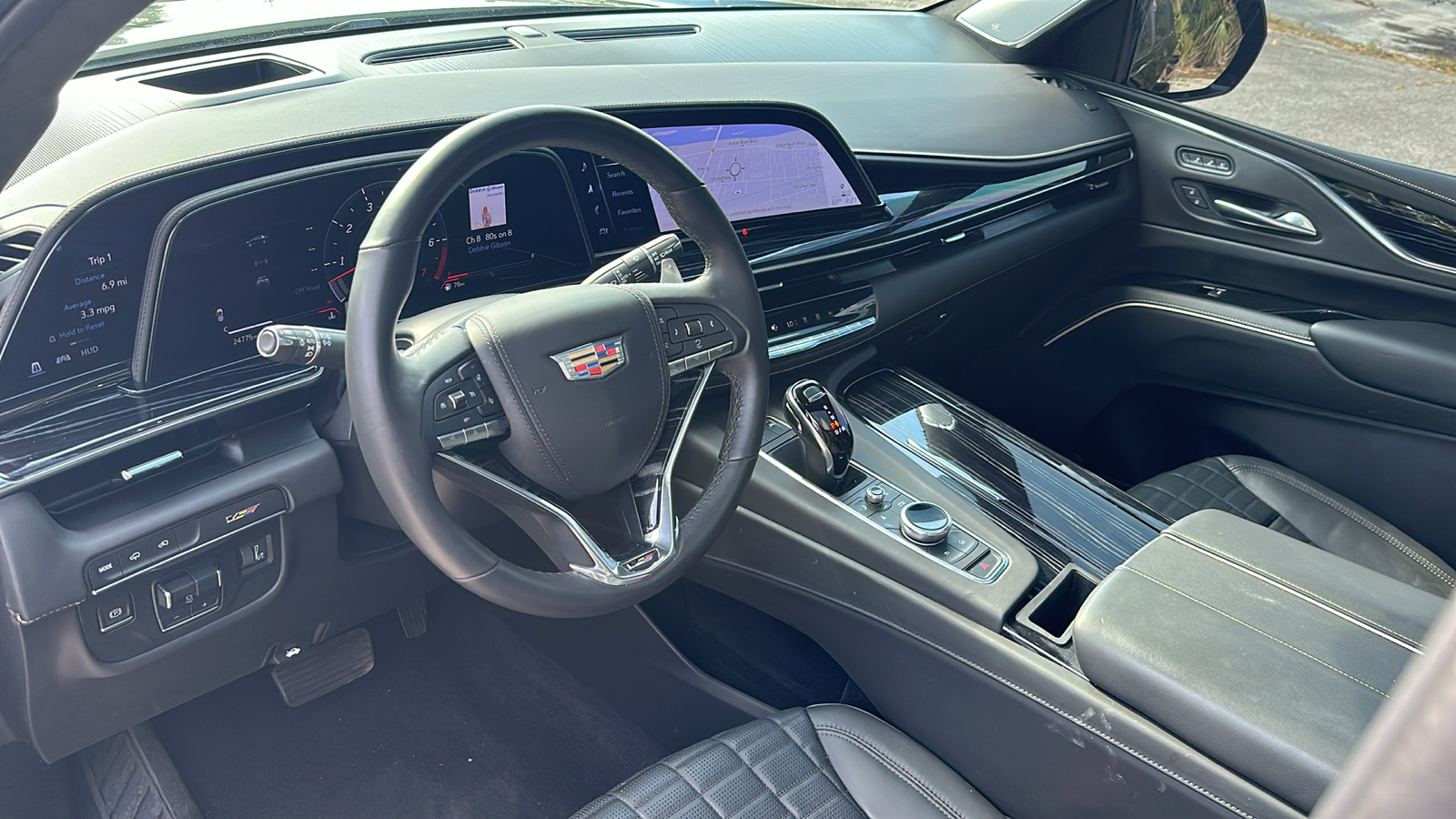 2023 Cadillac Escalade V-Series 12