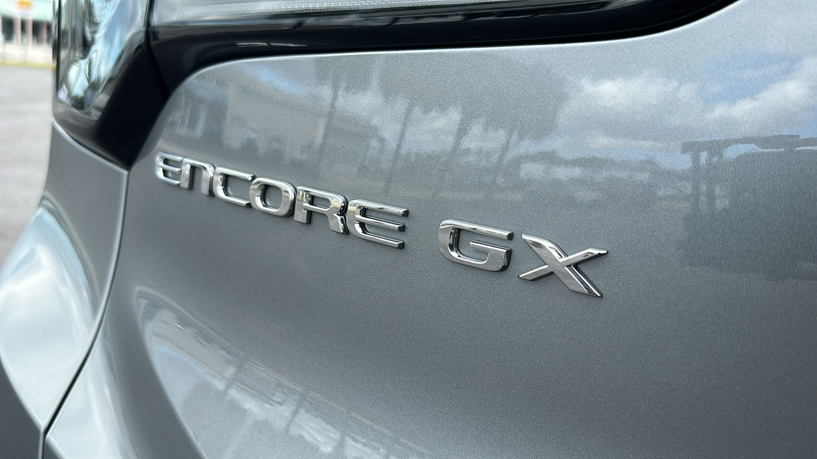 2024 Buick Encore GX Avenir 9