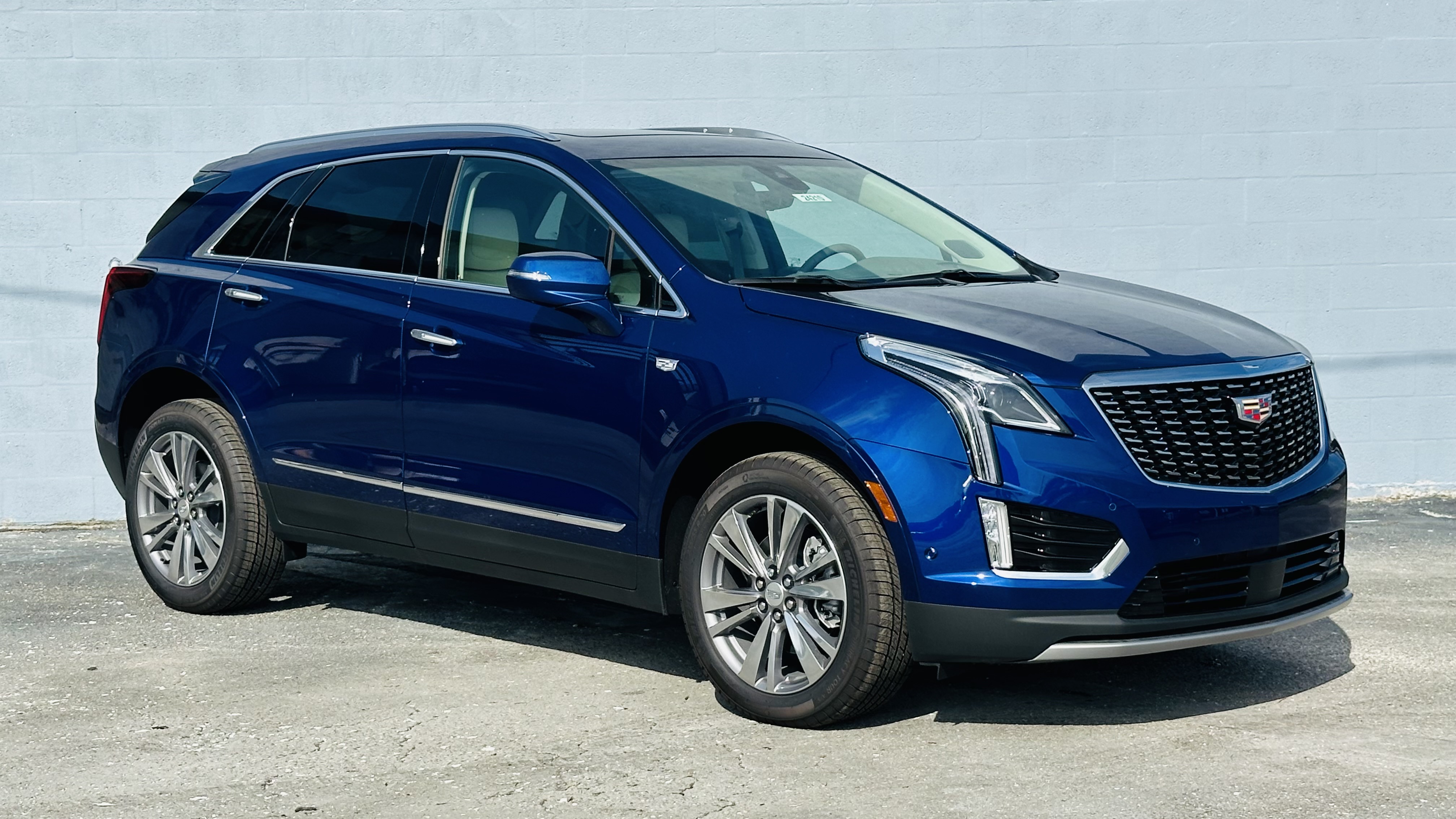 2024 Cadillac XT5 Premium Luxury 1