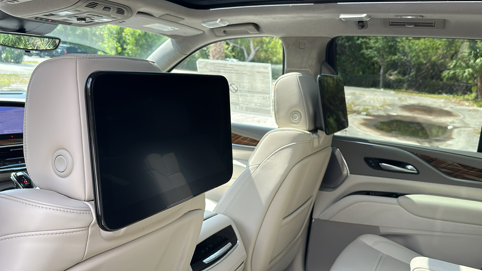 2024 Cadillac Escalade Premium Luxury Platinum 32