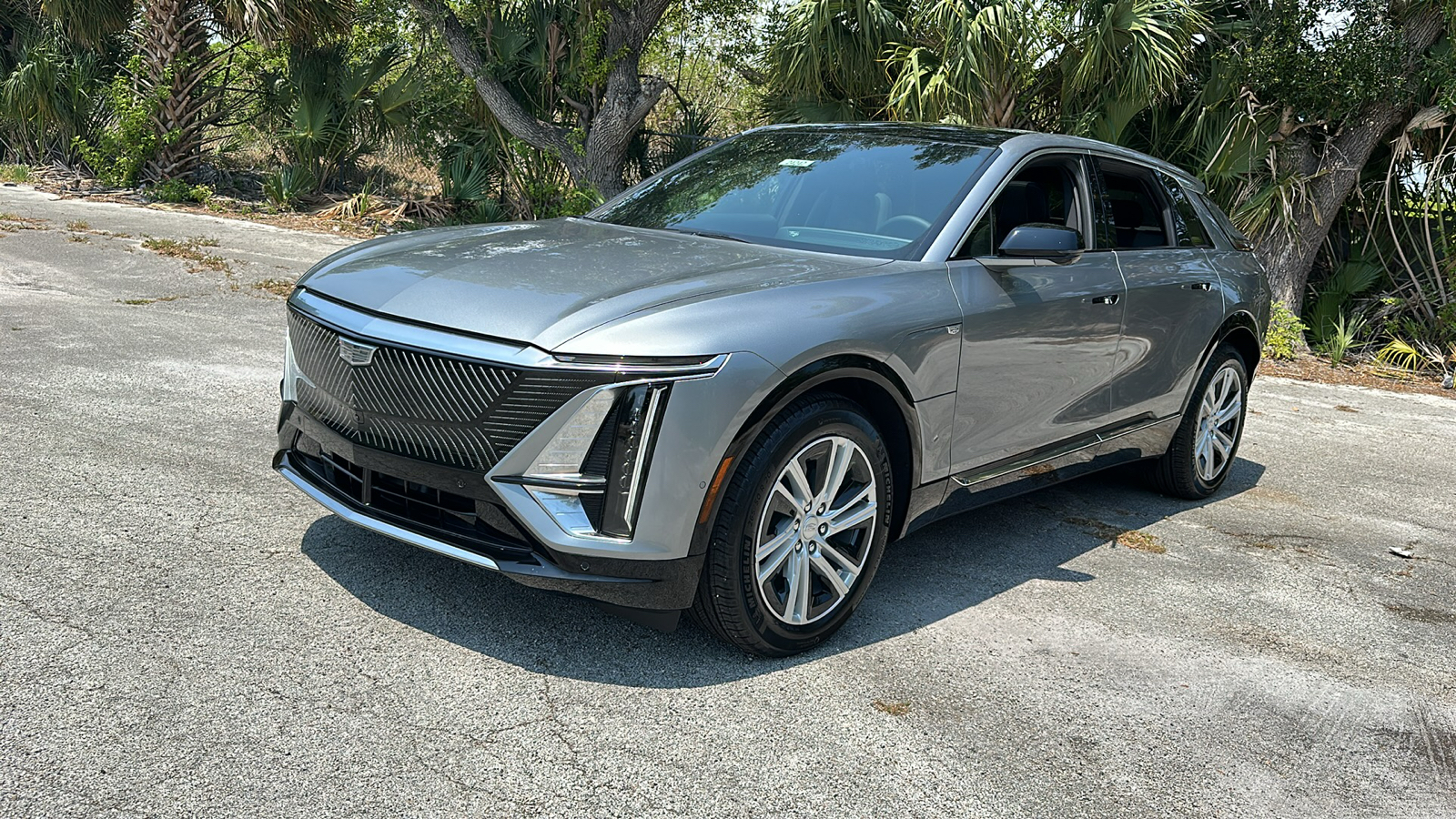 2024 Cadillac LYRIQ Tech 3