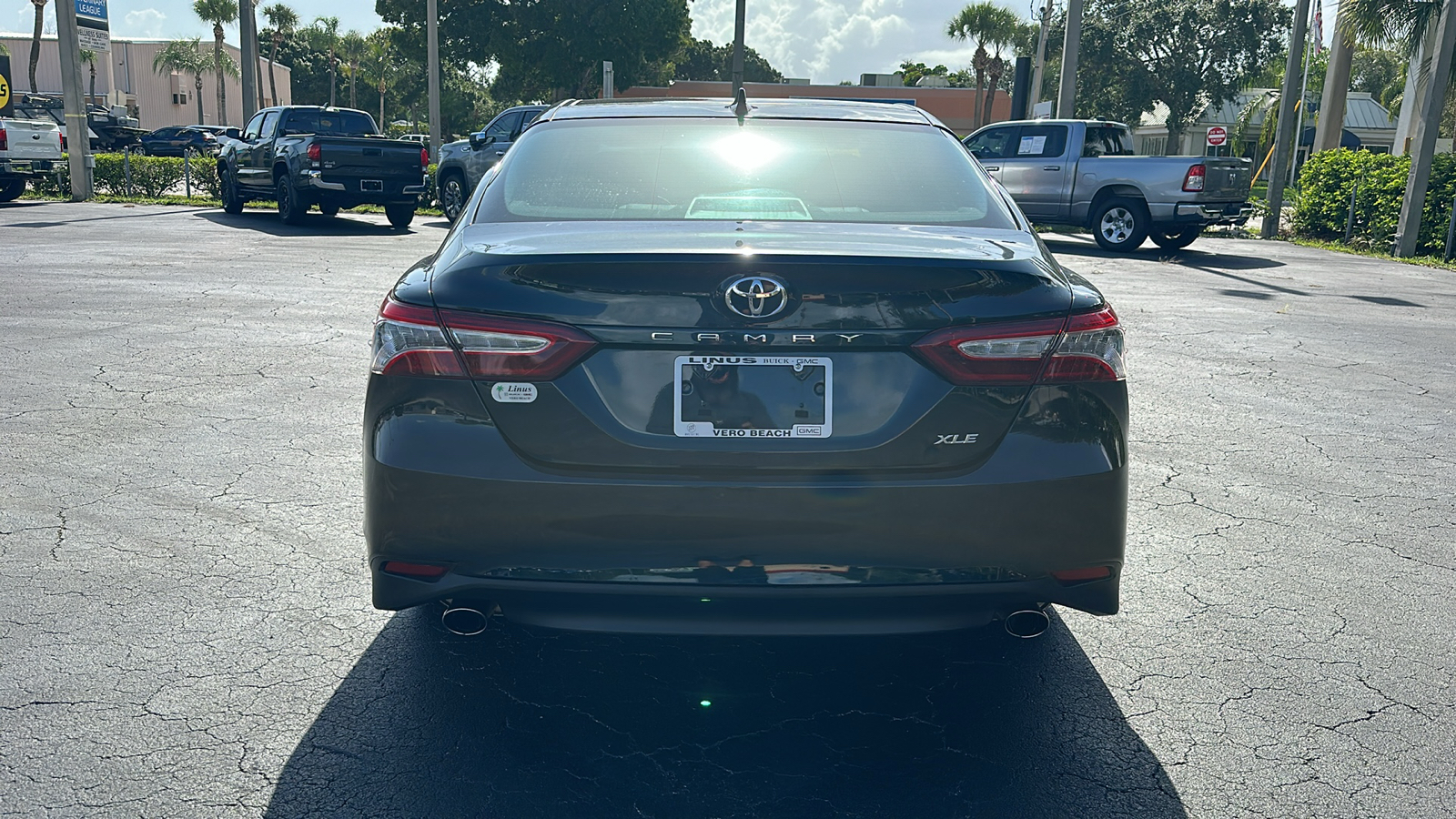 2019 Toyota Camry XLE 6