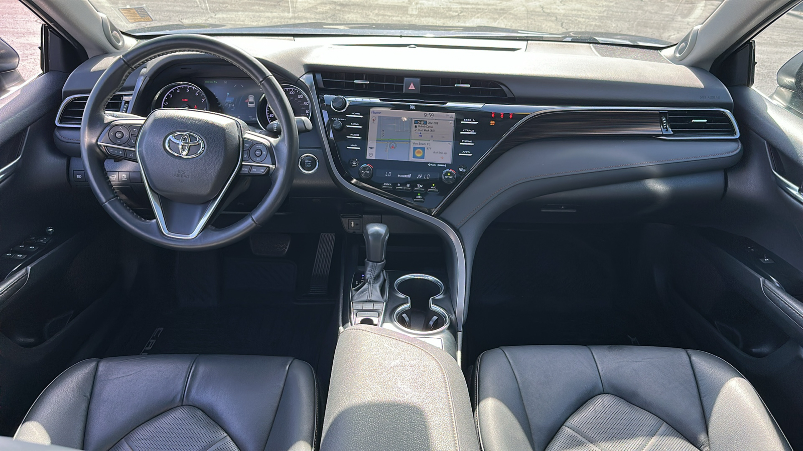 2019 Toyota Camry XLE 13