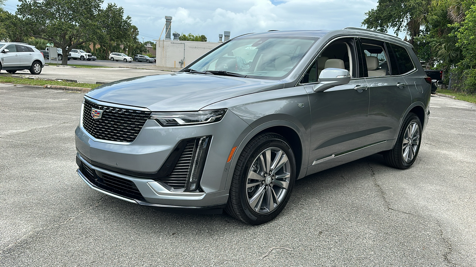 2024 Cadillac XT6 Premium Luxury 3