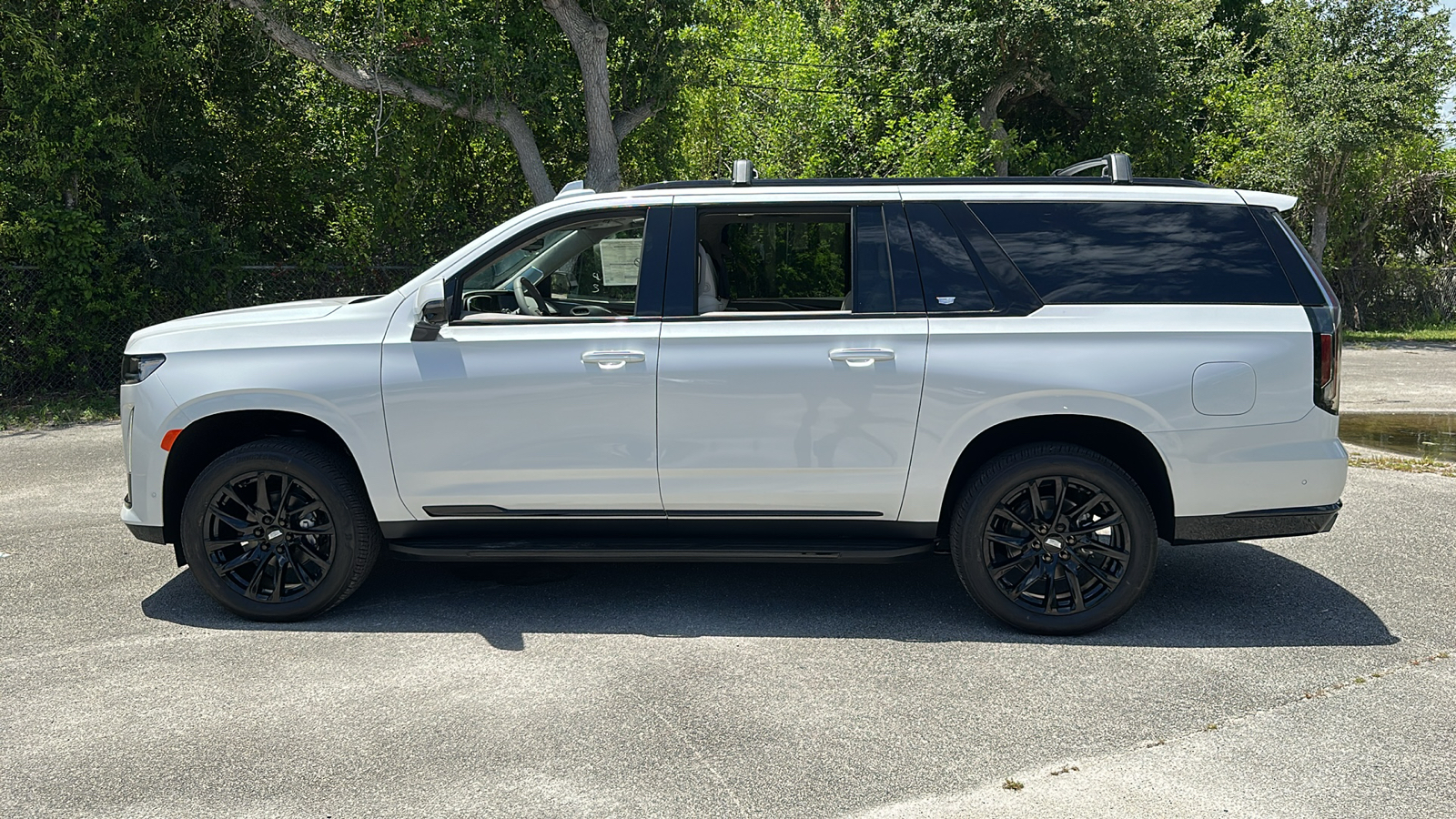 2024 Cadillac Escalade ESV Sport Platinum 4