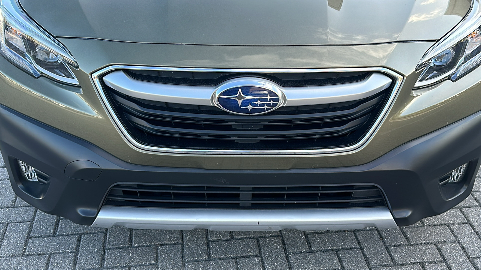 2021 Subaru Outback Limited 9