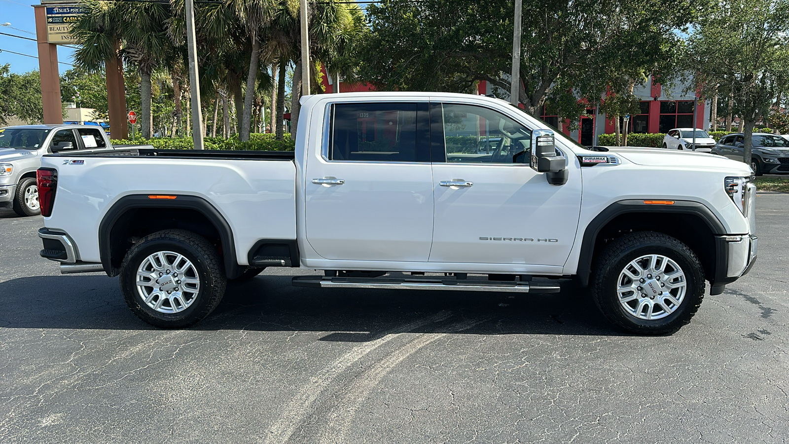 2024 GMC Sierra 2500HD SLT 8