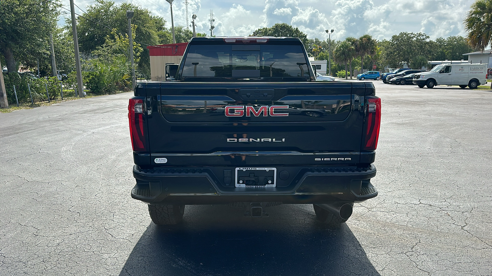 2024 GMC Sierra 2500HD Denali 6