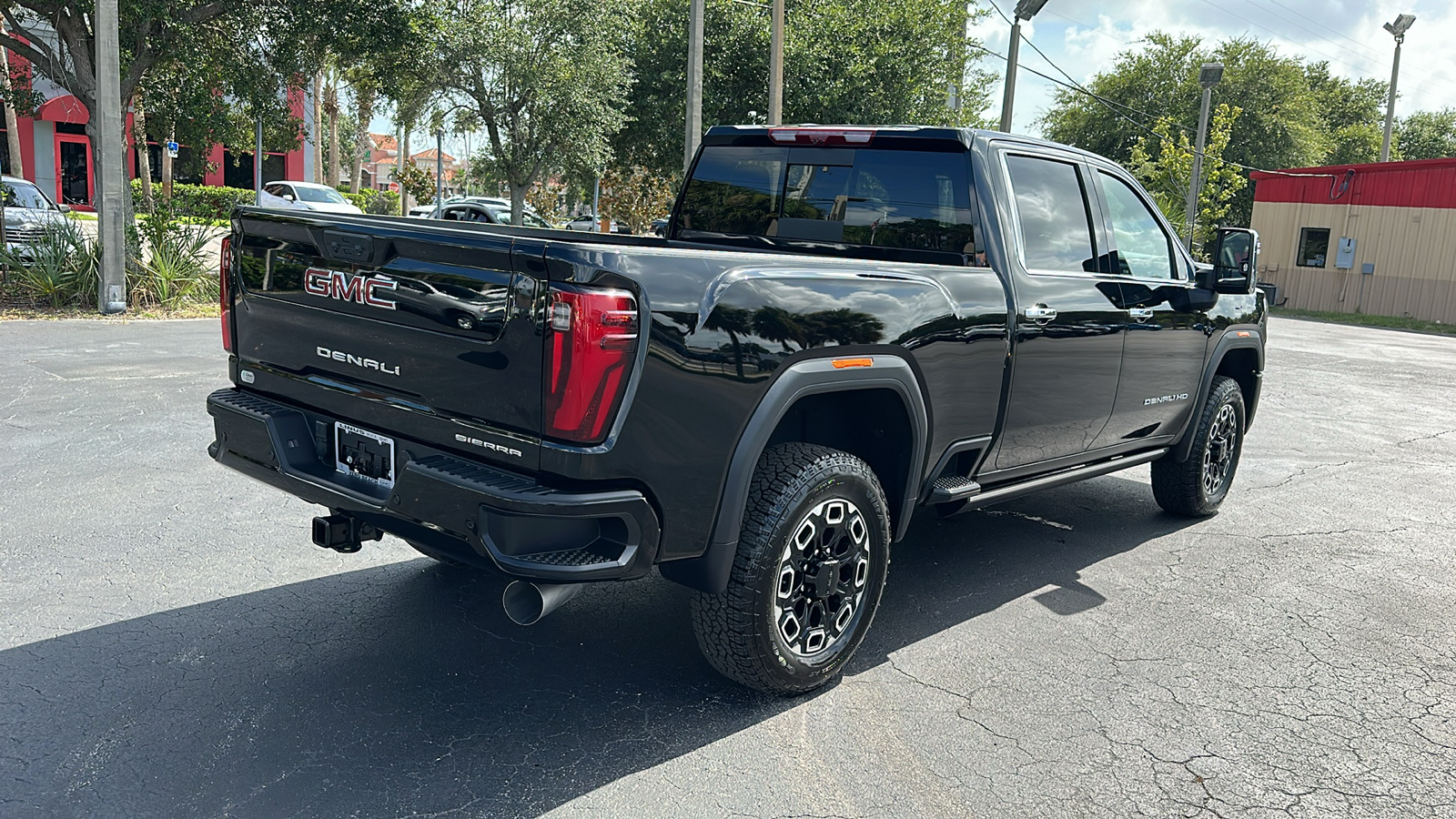 2024 GMC Sierra 2500HD Denali 7