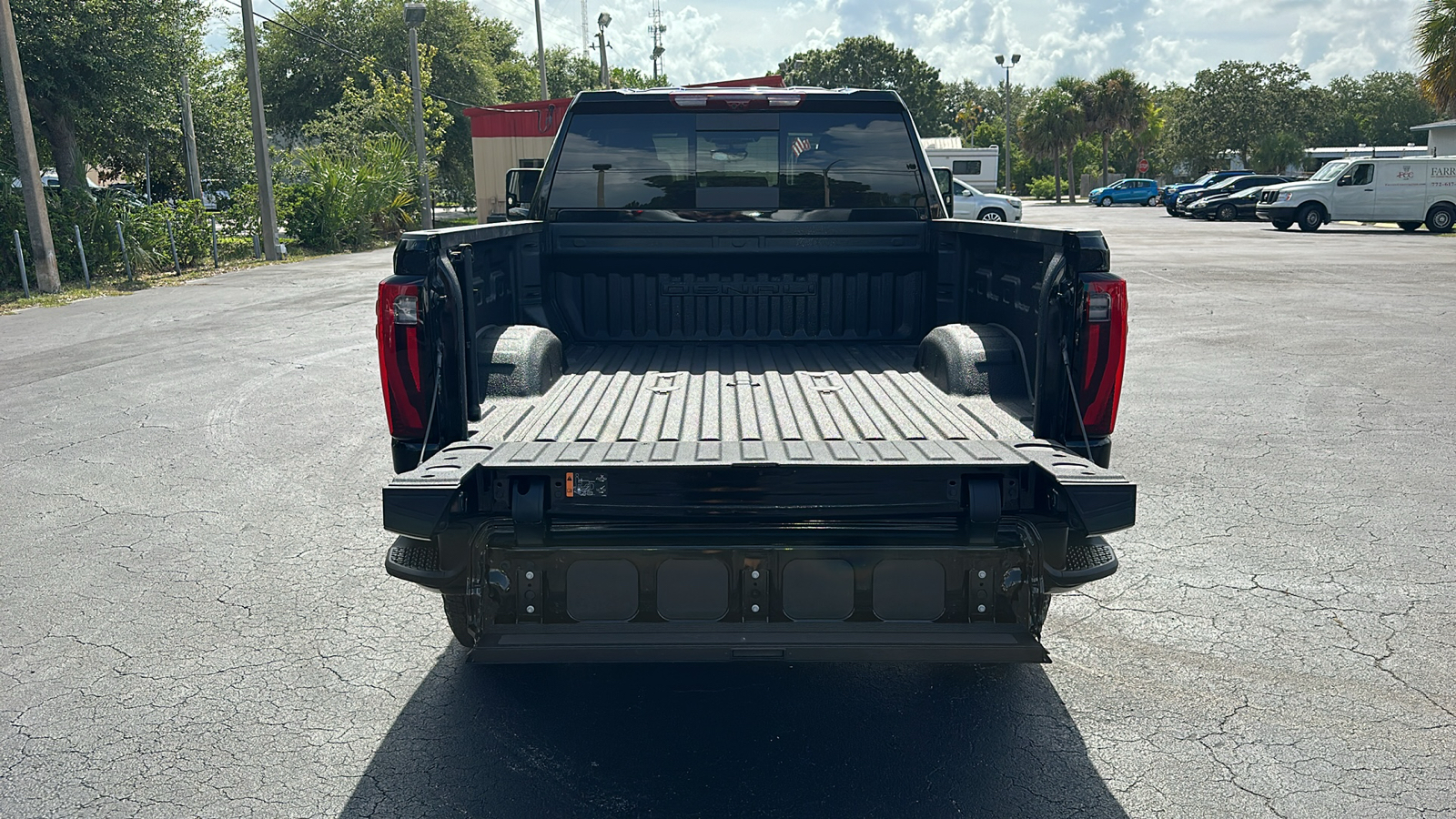 2024 GMC Sierra 2500HD Denali 30