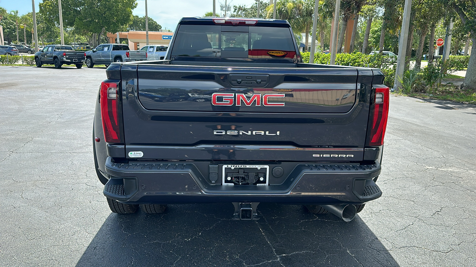 2024 GMC Sierra 3500HD Denali 6