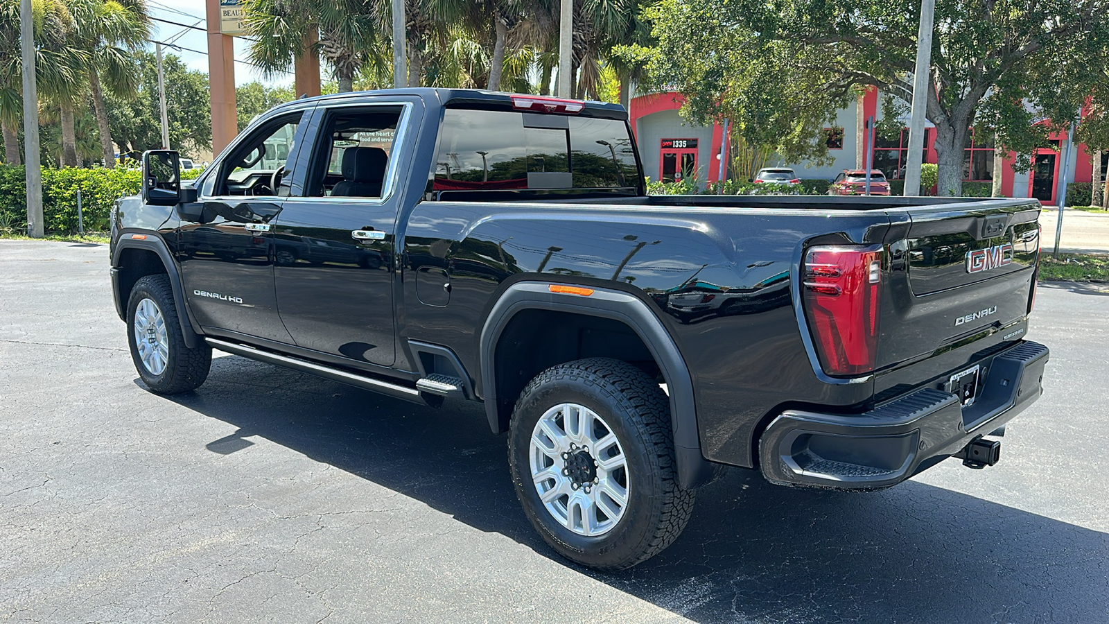 2024 GMC Sierra 2500HD Denali 5