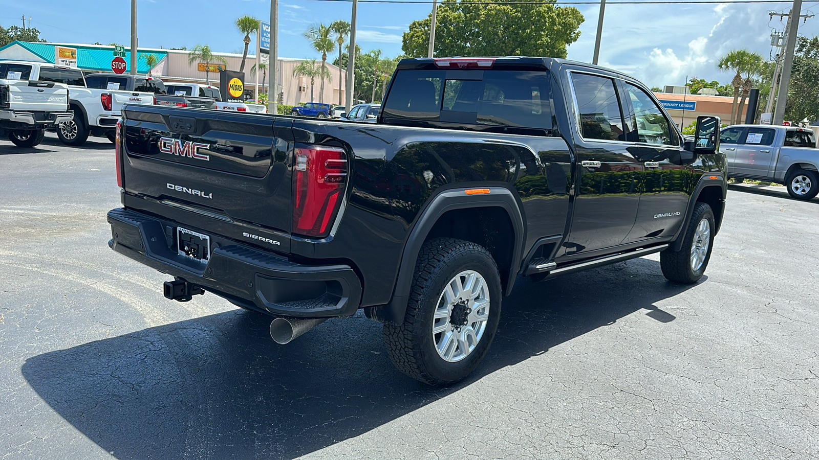 2024 GMC Sierra 2500HD Denali 7