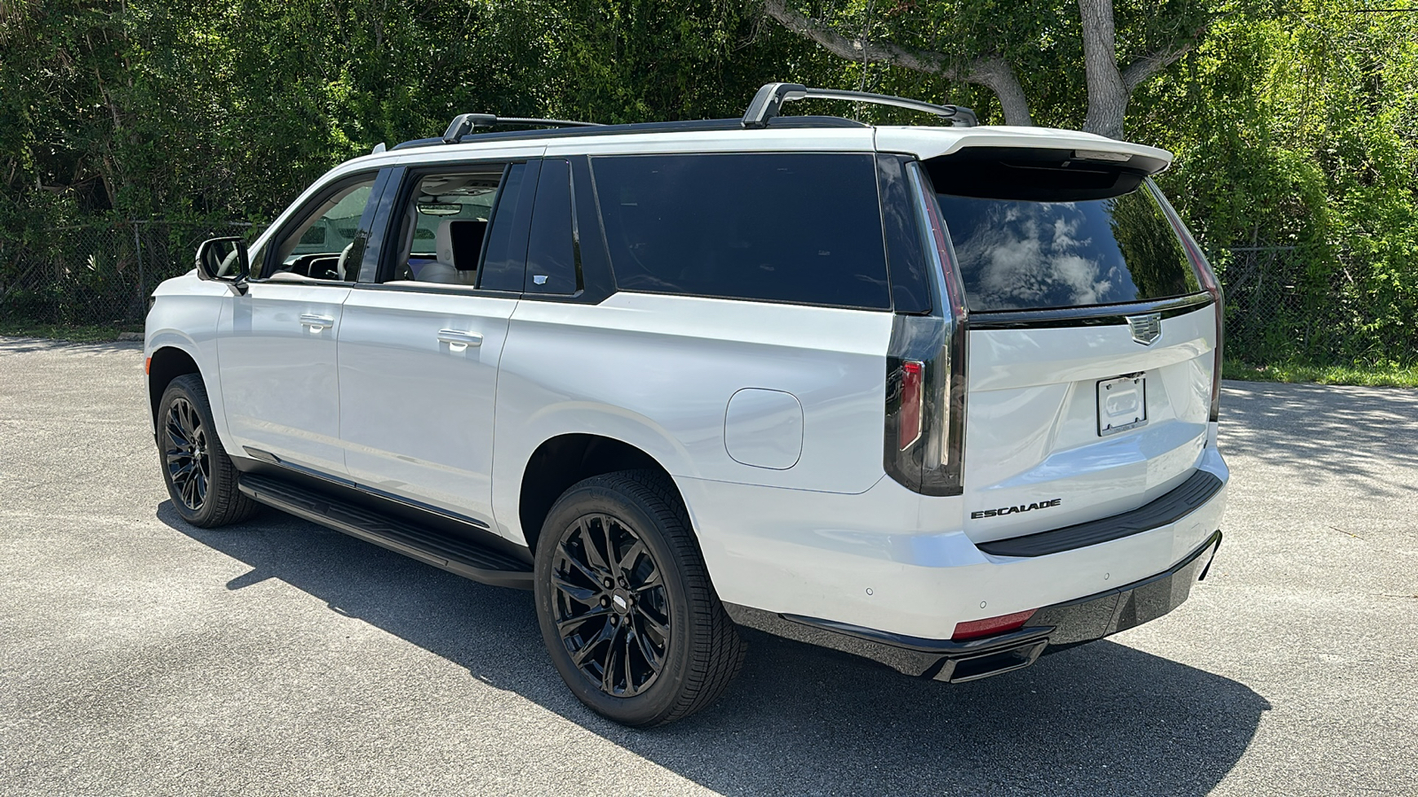 2024 Cadillac Escalade ESV Sport Platinum 5