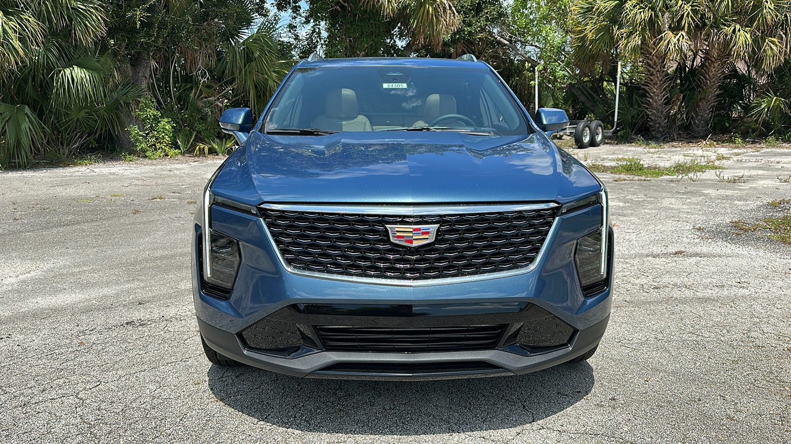 2024 Cadillac XT4 Premium Luxury 2