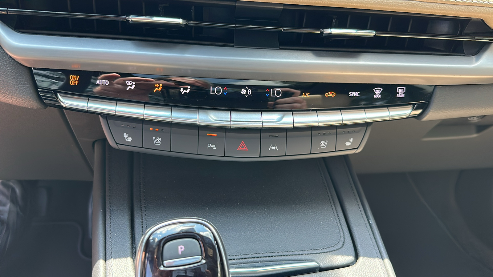 2024 Cadillac XT4 Premium Luxury 26