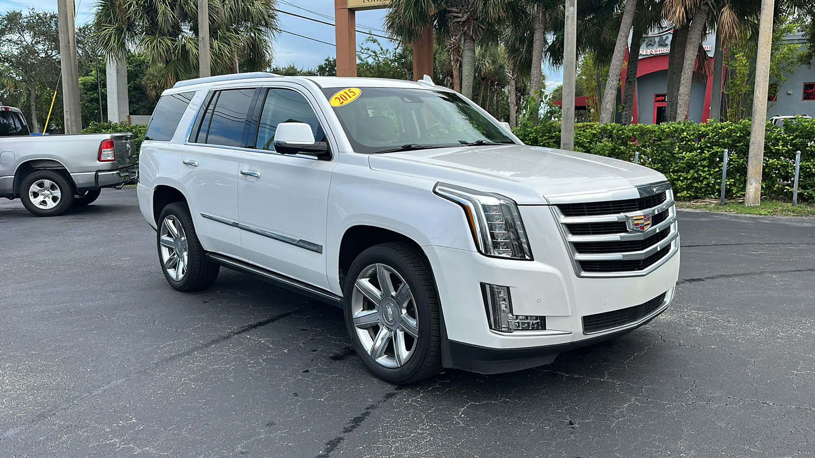 2016 Cadillac Escalade Premium 1