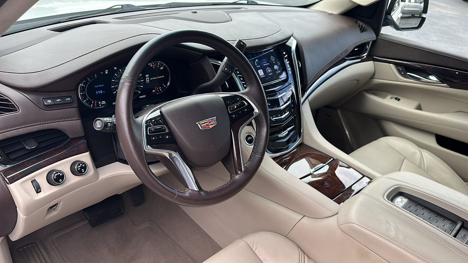 2016 Cadillac Escalade Premium 11