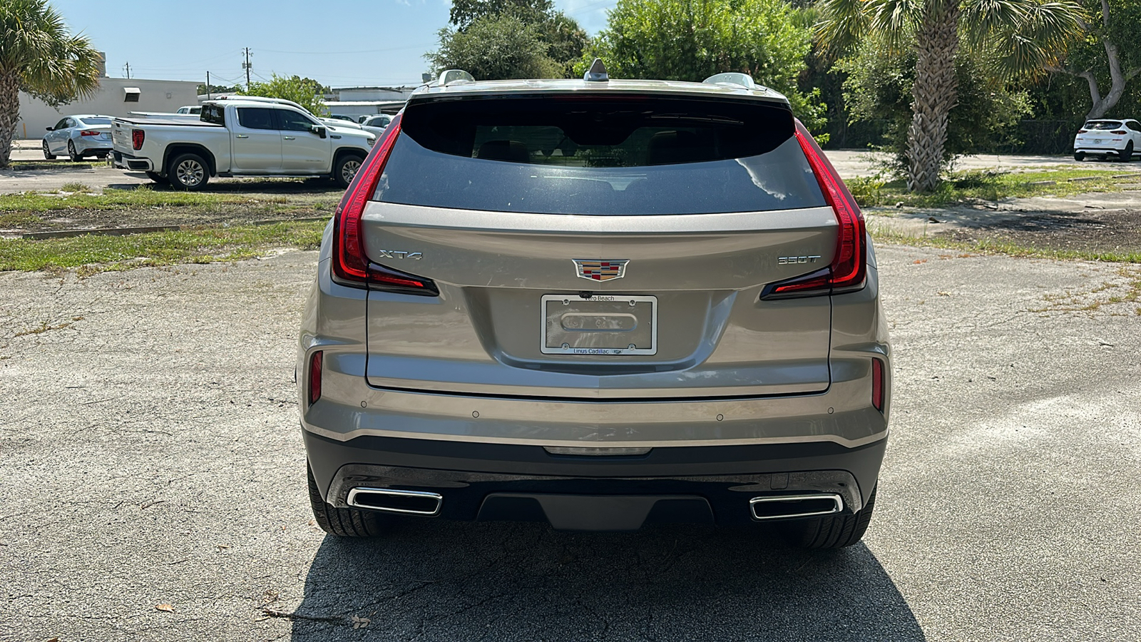 2024 Cadillac XT4 Premium Luxury 6