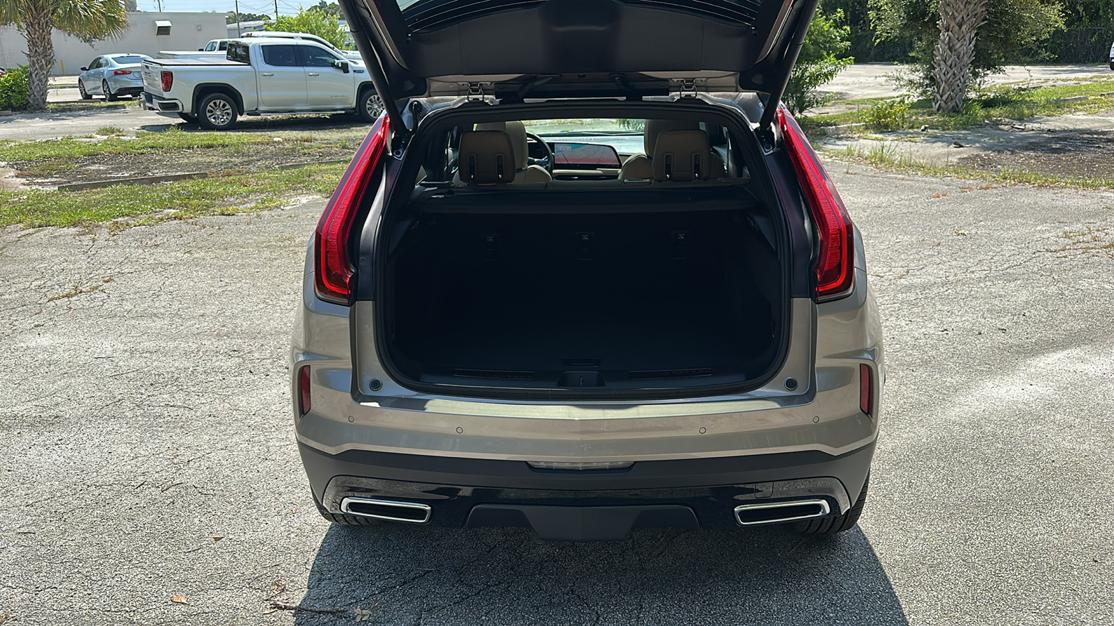 2024 Cadillac XT4 Premium Luxury 31