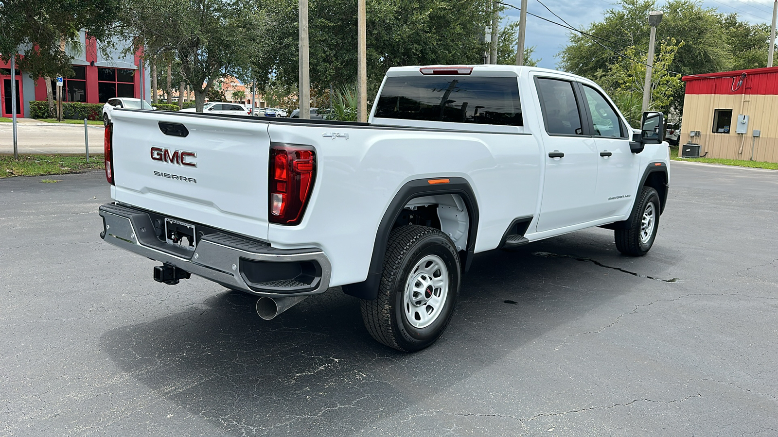 2024 GMC Sierra 3500HD Pro 7