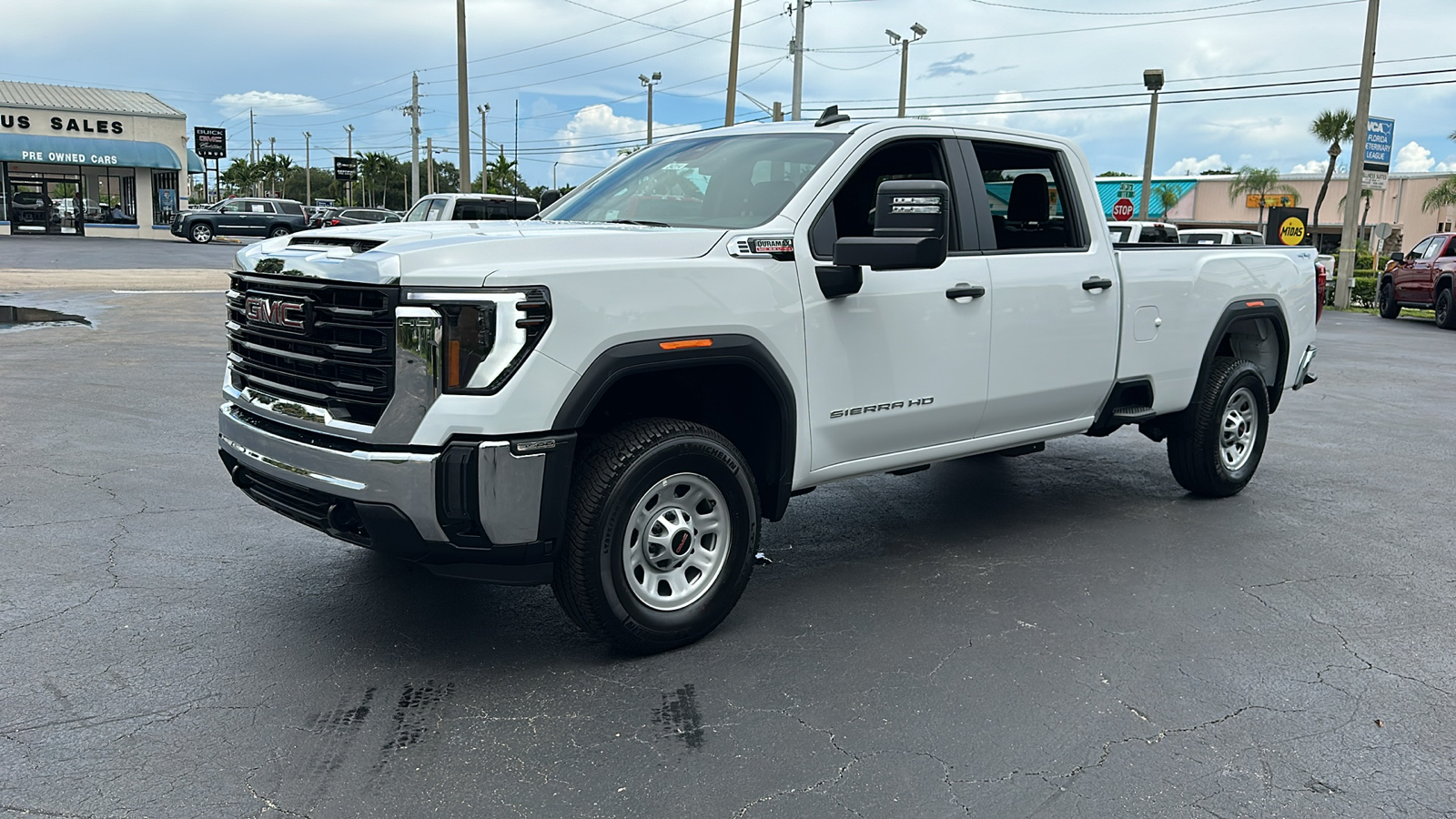 2024 GMC Sierra 3500HD Pro 3