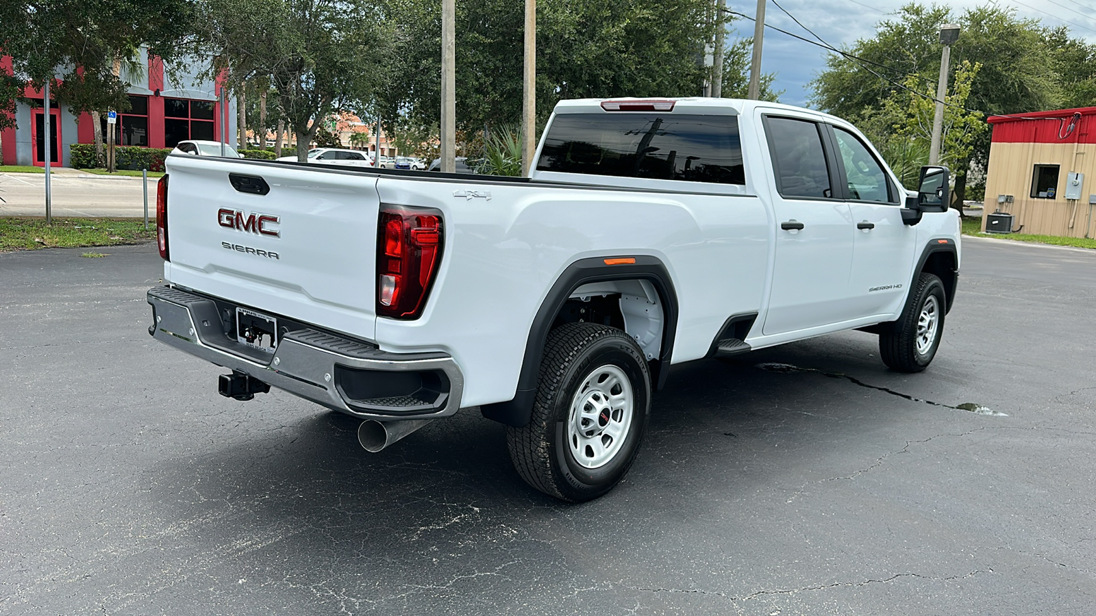 2024 GMC Sierra 3500HD Pro 7