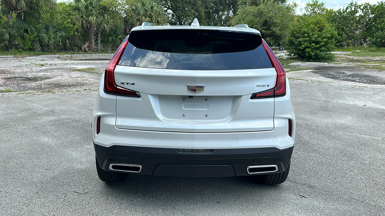 2024 Cadillac XT4 Premium Luxury 6