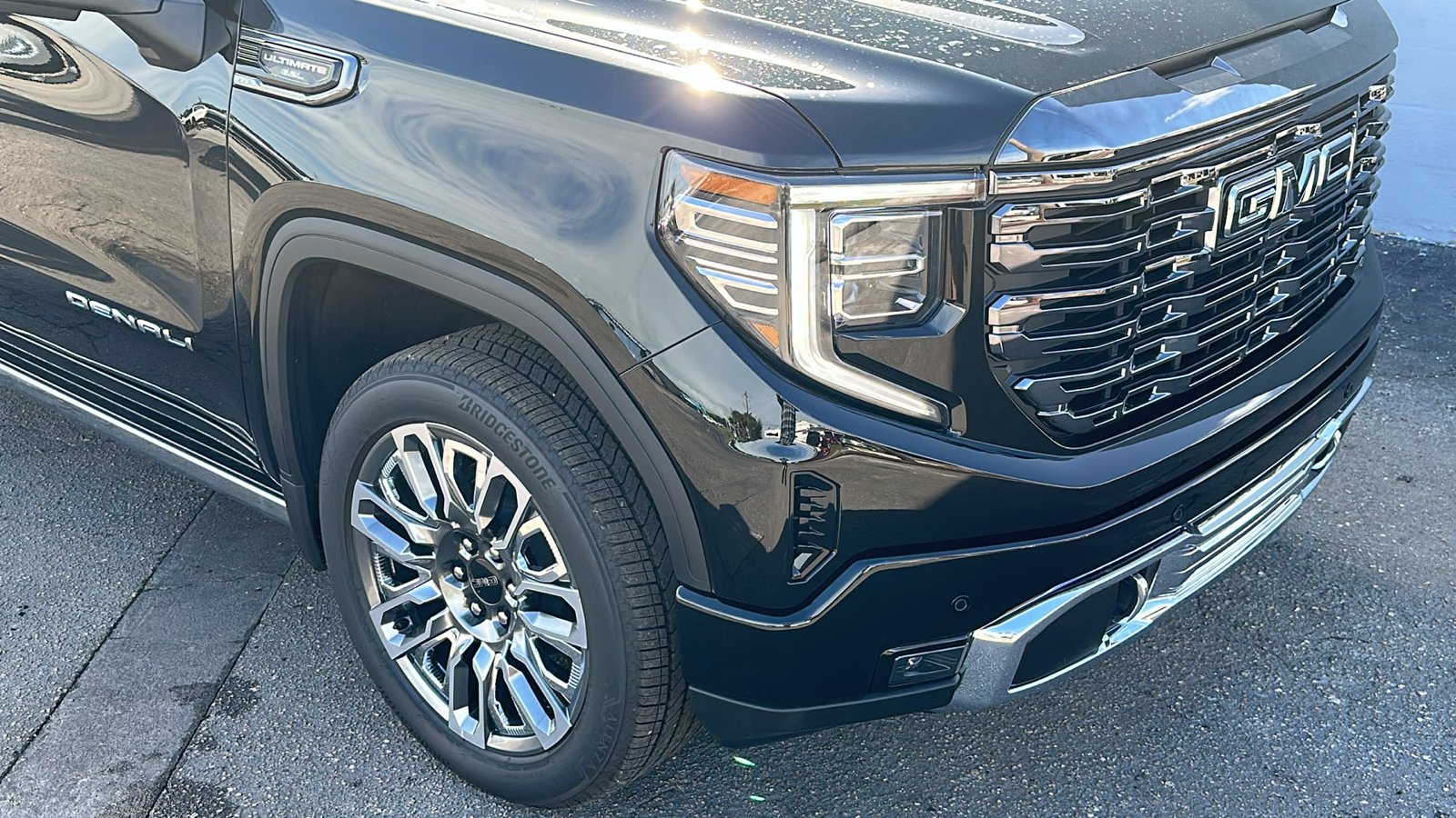 2024 GMC Sierra 1500 Denali Ultimate 10