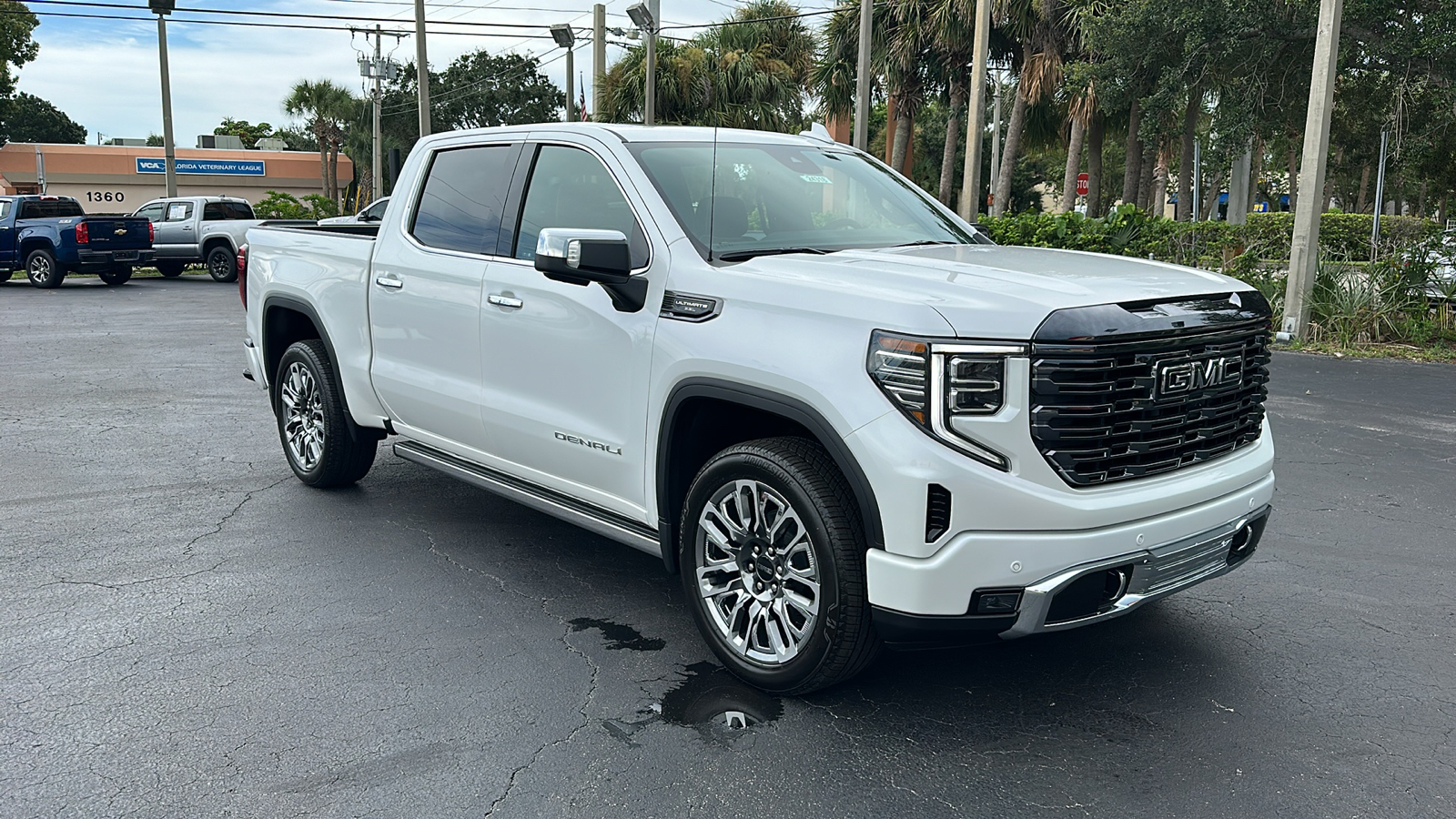 2024 GMC Sierra 1500 Denali Ultimate 1