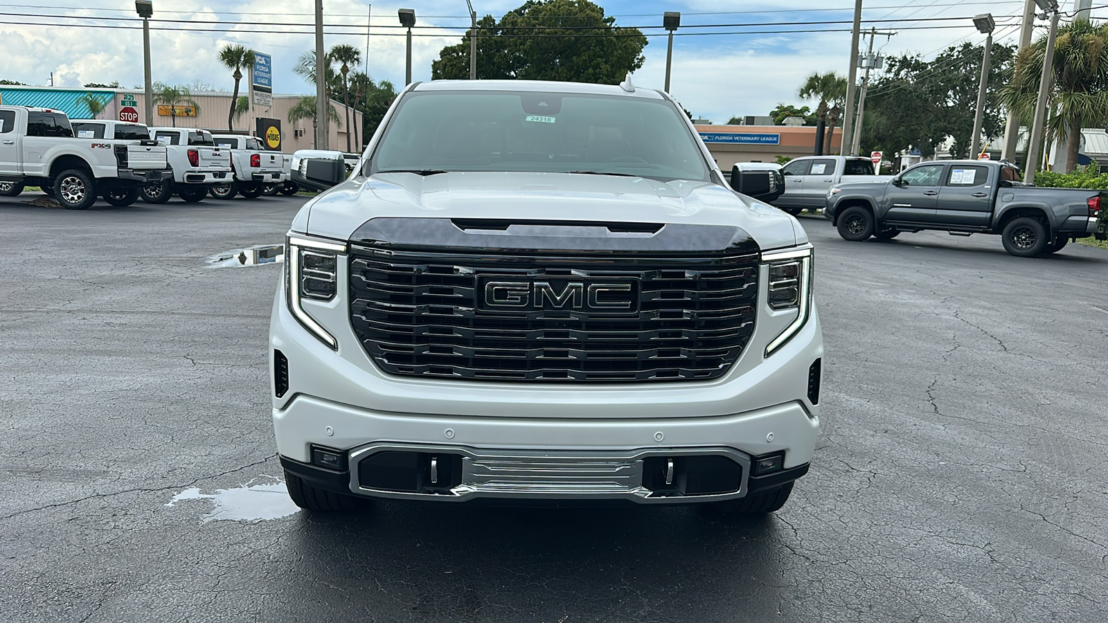 2024 GMC Sierra 1500 Denali Ultimate 2